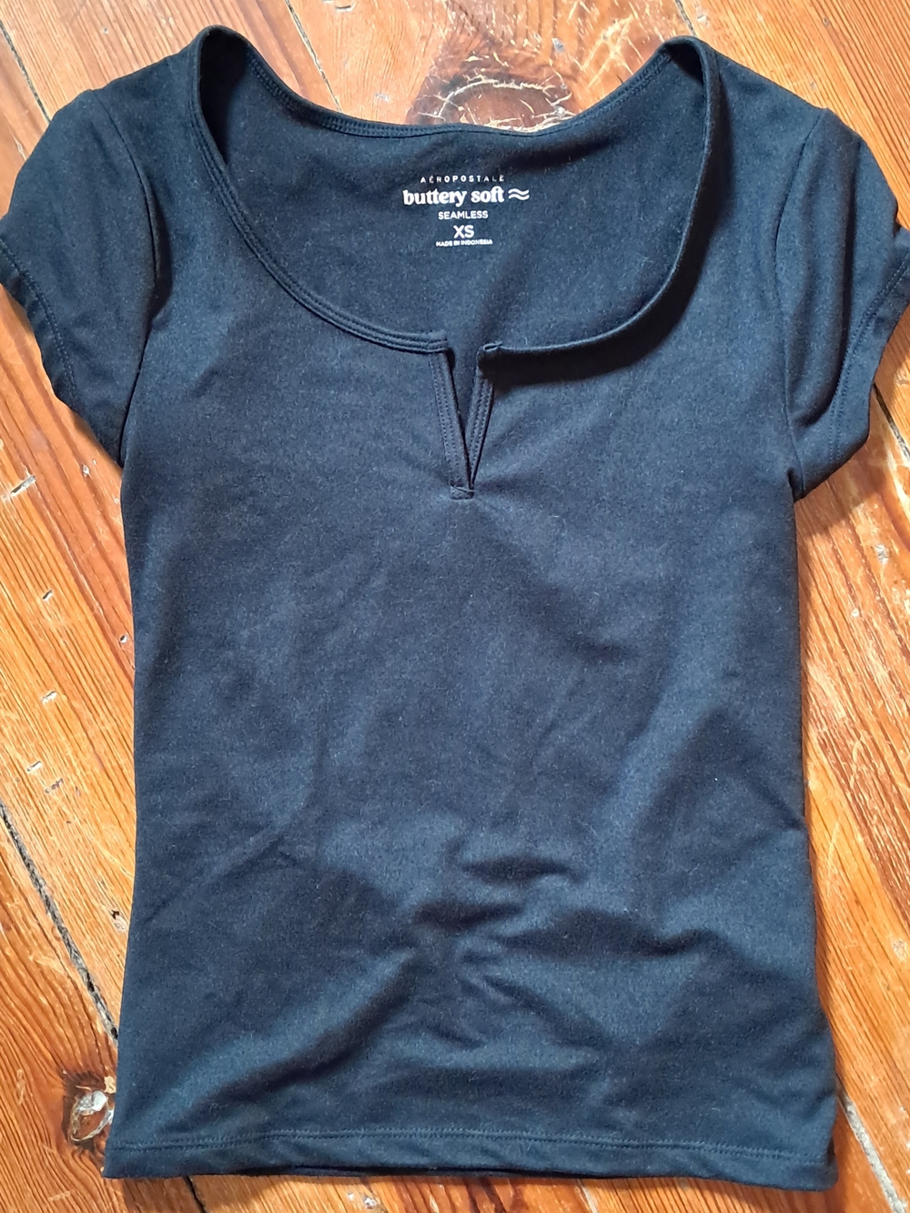 Aeropostale Black Seamless Scoop-Neck Short Sleeve Top